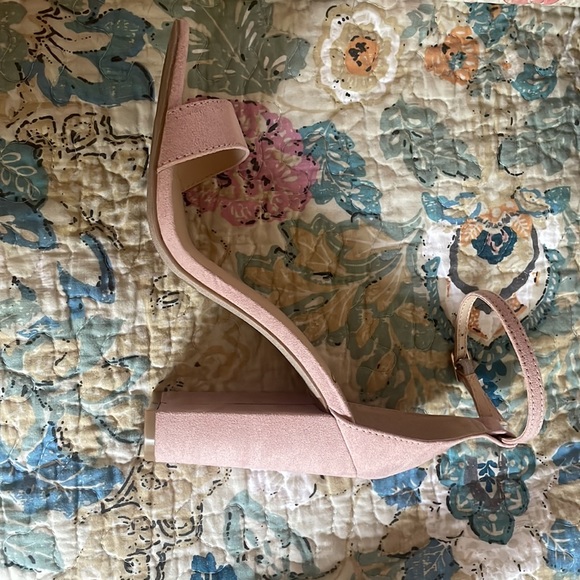 Blush pink block heels - Picture 7 of 7